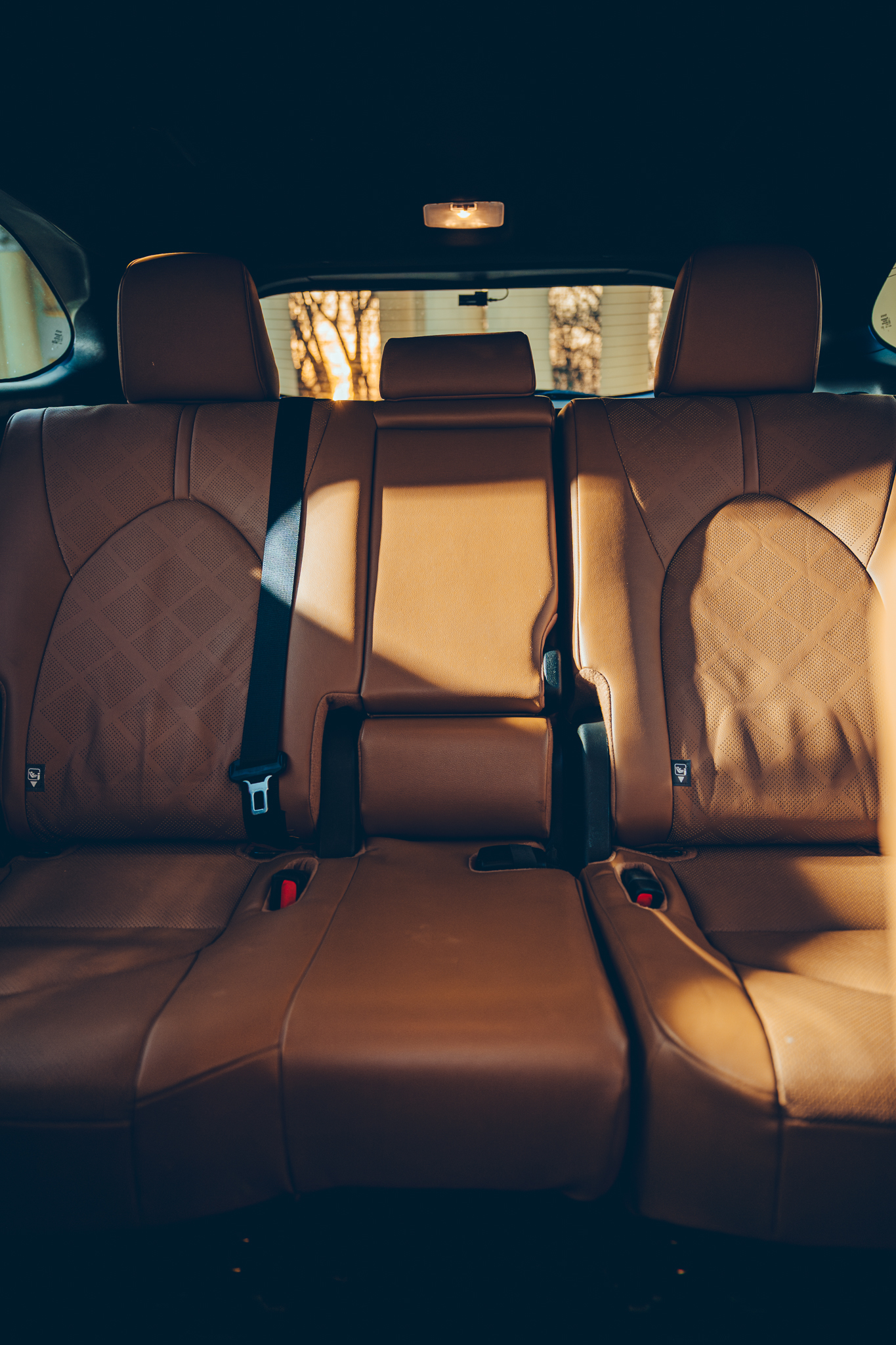 Tylna kanapa Highlander